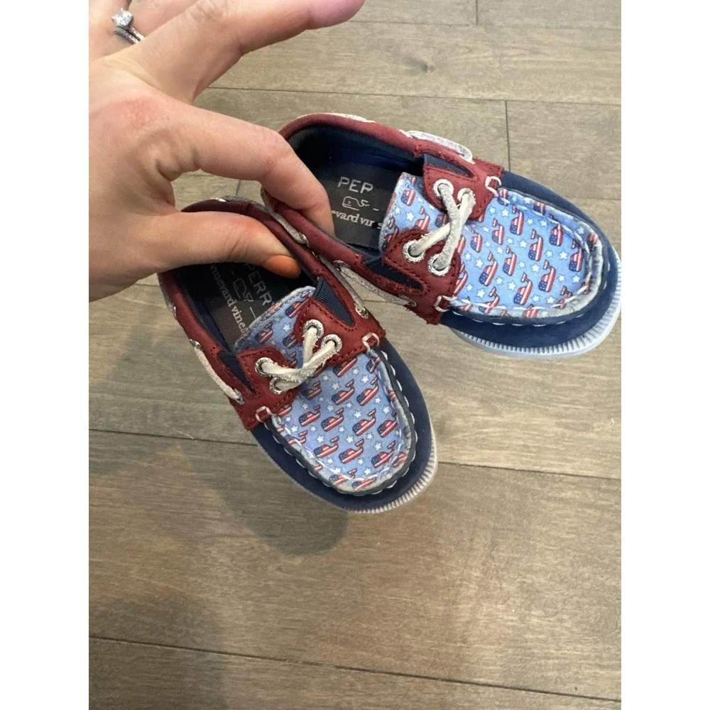 Sperry Vineyard‎ Vines AO Slip On Shoes Boys Size 6M Whale Flag Print Boat
